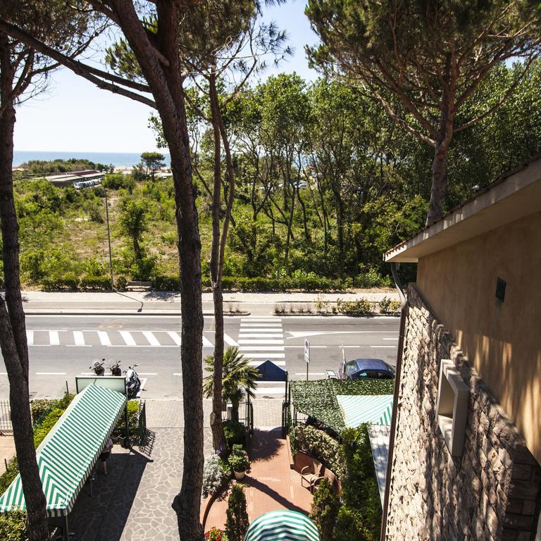 Hotel Il Cavaliere Nero Тиррения Экстерьер фото