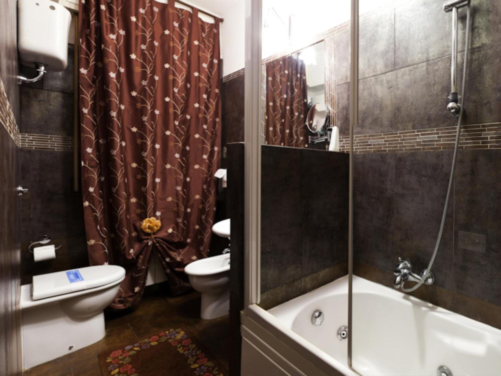 Hotel Il Cavaliere Nero Тиррения Экстерьер фото