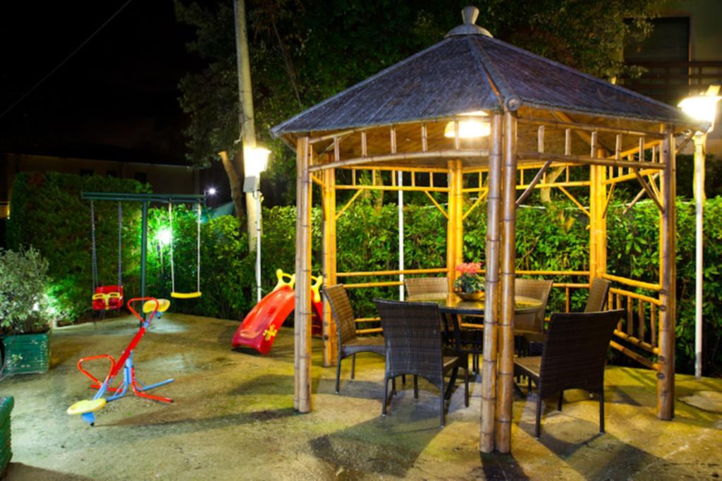 Hotel Il Cavaliere Nero Тиррения Экстерьер фото